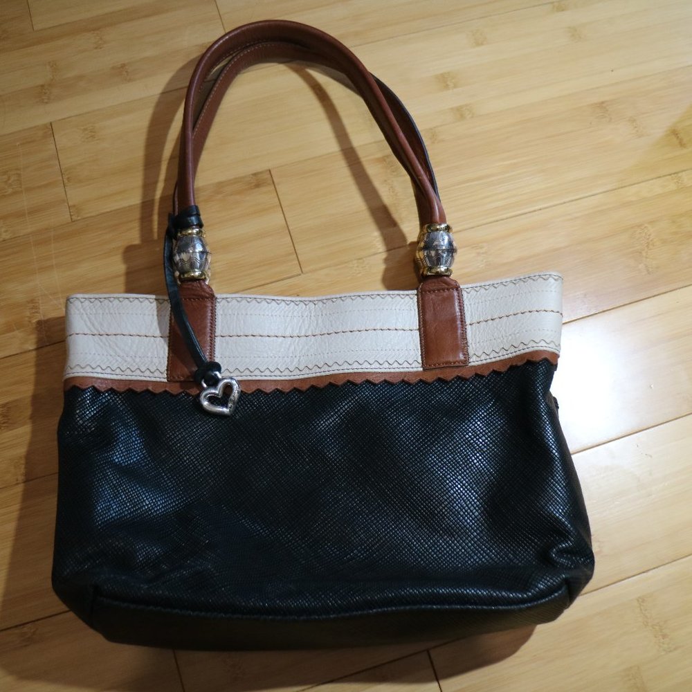 Brighton Kalahari Pebbled Tote
Style